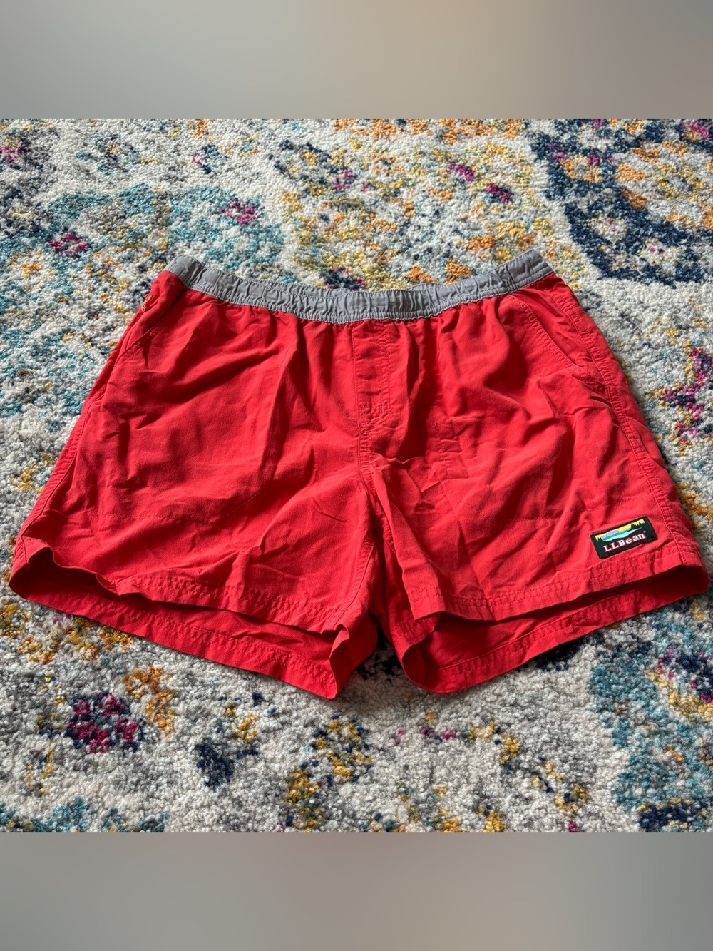 L.L.Bean women’s Athletic Swim Shorts Size medium Bright Red & Gray drawstring